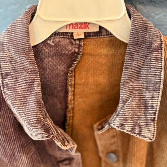 Color Block Collared Neck Jacket - Picture 11 of 15